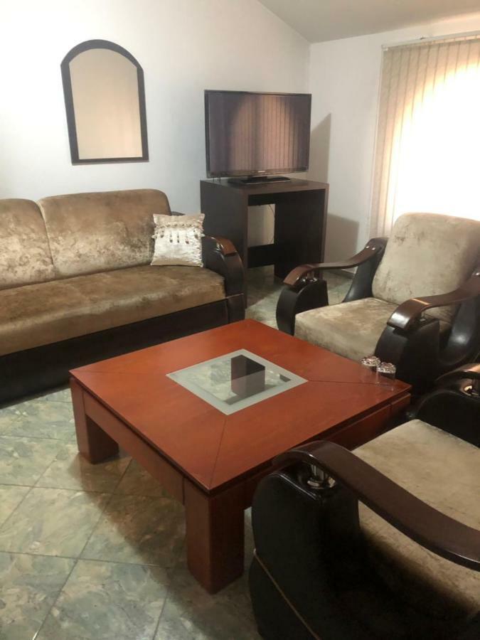 Hotel White House Kŭrdzhali 외부 사진